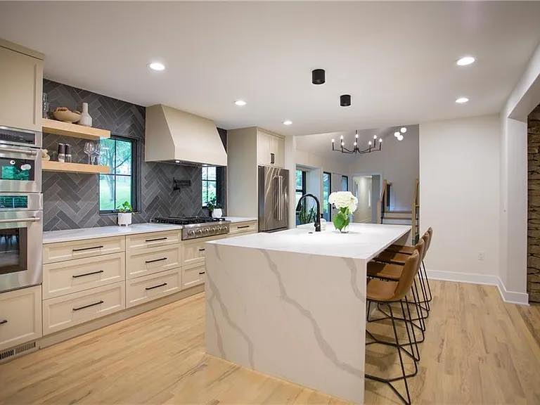 Herringbone & Quartz Waterfall